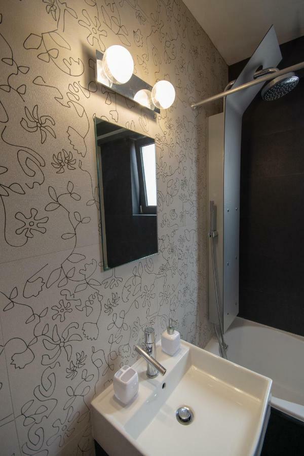 Spacious Fully Equipped 3Bd 2Bath Apt In The Heart Of City With Balconies Ac And Fast Wifi #2 イラクリオン エクステリア 写真